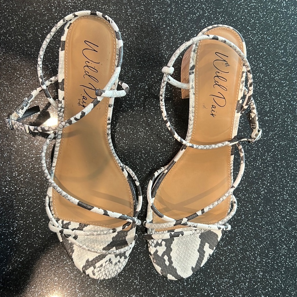 Worn once! Wild Pair square heel sandal